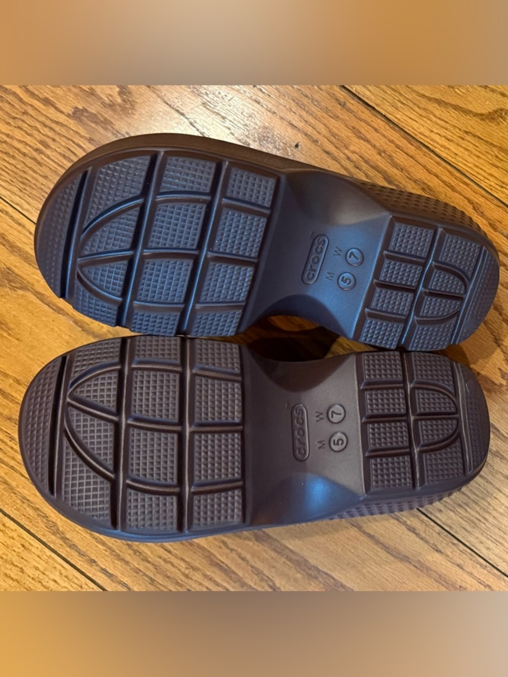 NWOT Crocs Stomp Mules, Brown - Picture 5 of 5